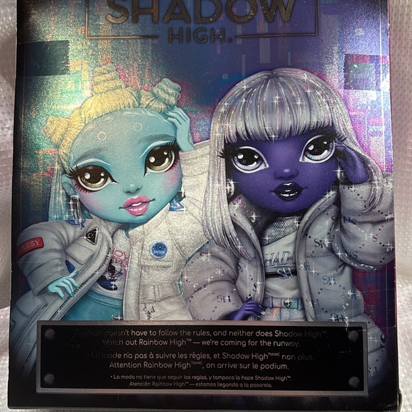 Rainbow Shadow High Doll - Picture 7 of 7